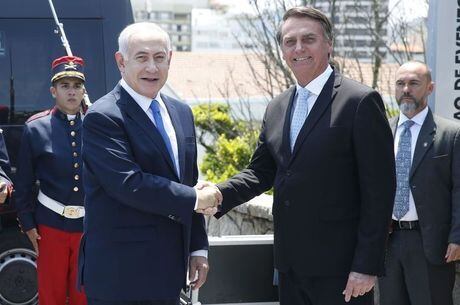 Visita de Bolsonaro a Israel marca período de lua de mel