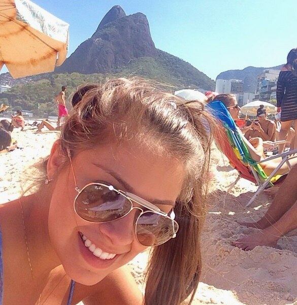 Seja no Rio de Janeiro tomando um sol...