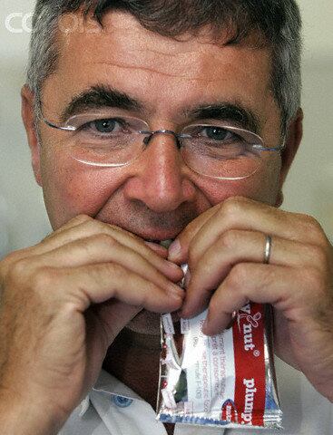 Com a pasta criada por Lescanne, elas podem ser tratadas em casa já que o produto tem todos os nutrientes necessários para uma criança em fase de crescimento, além de ter baixo custo