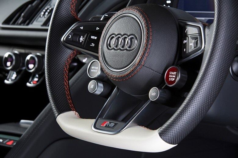 Audi R8 Star of Lucis