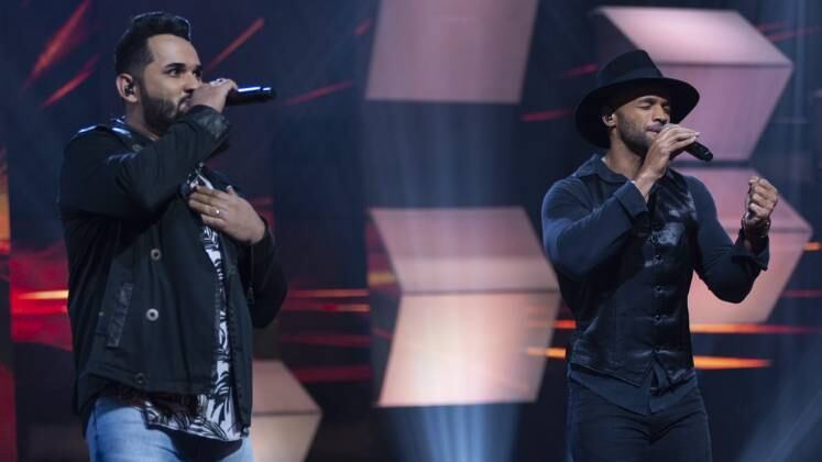 Não pode faltar um sertanejo! A dupla Ruan e Molina trouxe a música Nova York, de Chrystian & Ralf, e levantou 89 jurados
