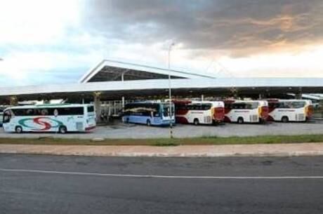 Durante o Carnaval , a Rodoviária Interestadual recebeu 45 mil passageiros
