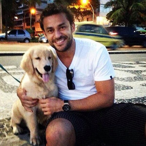 Fred, atacante do Fluminense e também da seleção brasileira, completa 30
anos nesta quinta-feira (03) e é dono de uma carreira rodeada de gols,
fama, dinheiro e mulherada
Veja também: Após vitória sobre Celtic, Neymar desabafa na internet: "Nunca devo desistir"
