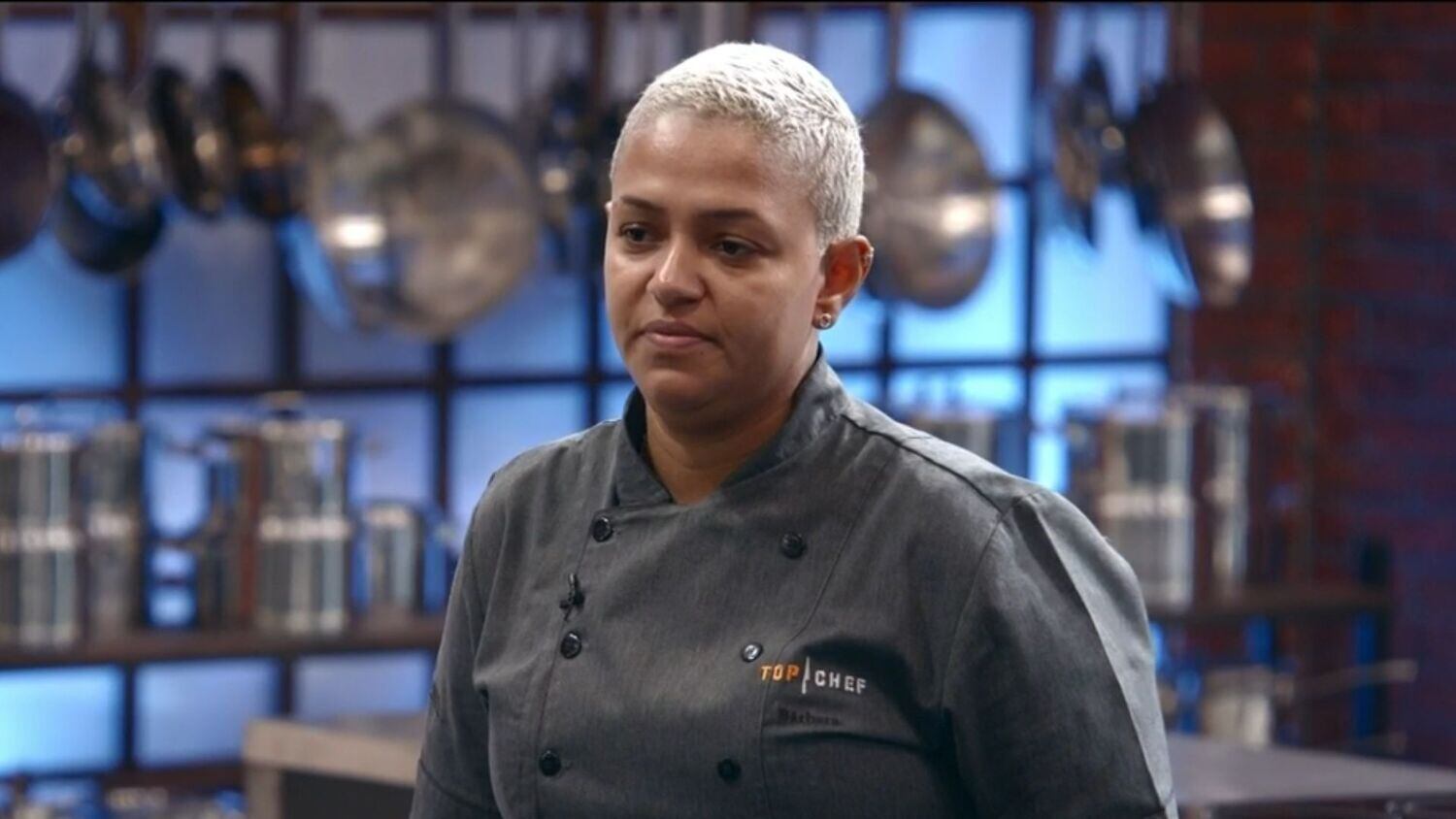 Quando Bárbara viu que o alimento principal da vez era abóbora, quase entrou em desespero. Até os dez minutos iniciais da disputa, ela ainda não tinha batido o martelo sobre qual receita iria cozinhar e entrou em uma crise de choro!