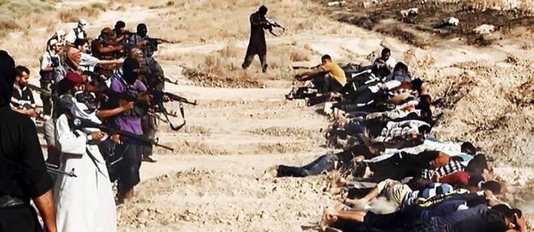 Pelo menos mil civis morreram e mais de 1,2 ficaram feridos em quase três semanas de conflito
