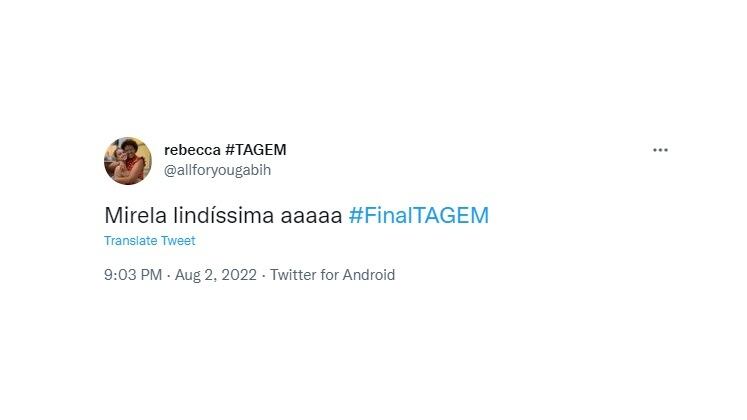 Logo no início da festa, Mirela surgiu com um look deslumbrante e arrancou suspiros dos fãs da série