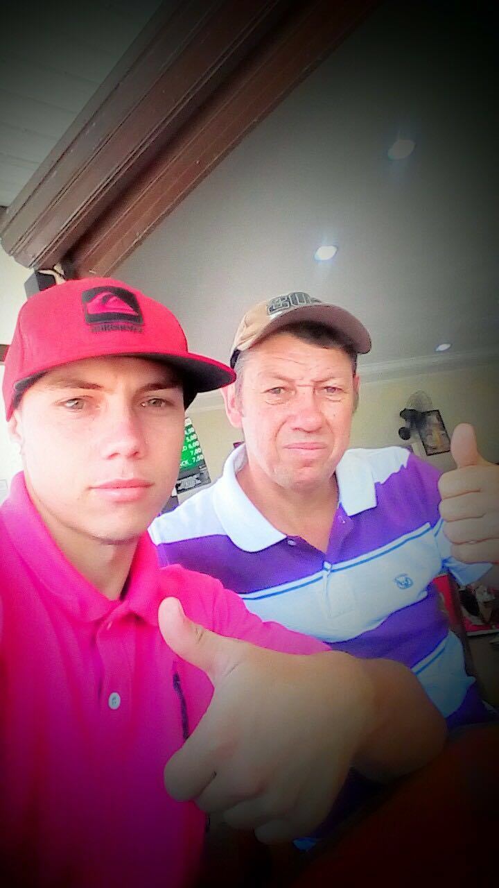 Em
depoimento, os três contaram que mataram a facadas, mas que também haviam
disparado tiros contra a dupla. Os laudos não apontaram marcas de bala nos
corpos das duas vítimas – o que faz os investigadores acreditarem que os tiros
não os tenham acertado