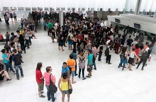 Cerca de 500 pessoas "disputaram" os 239 ingressos disponíveis