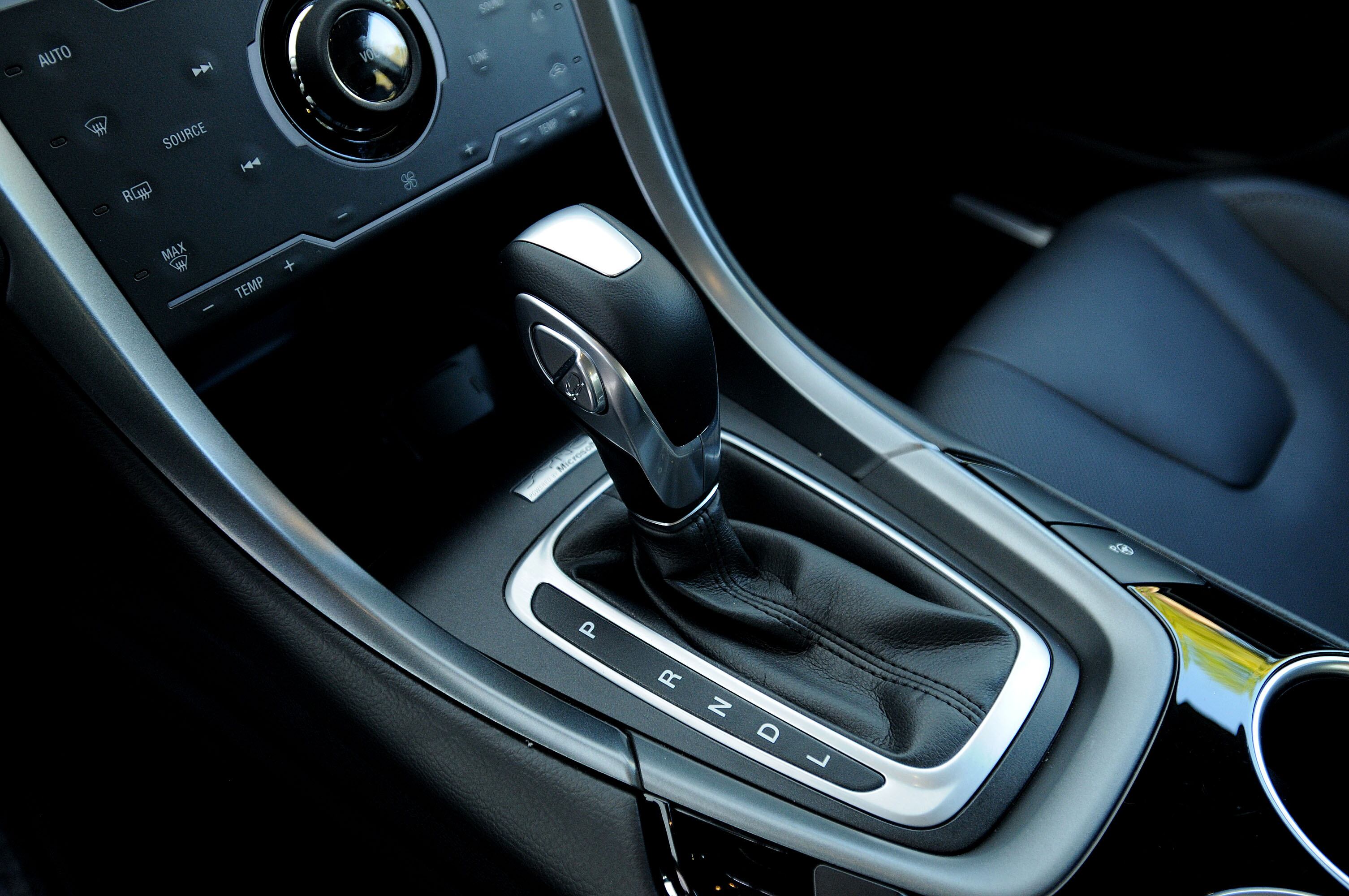 Mesmo com o equipamento, porém, o pedal do freio do Fusion dá uma sensação inicial de estar "borrachudo", como se o freio do carro estivesse gasto. Porém bastam alguns minutos para se acostumar com o sistema

Quer saber tudo sobre carros? Acesse www.r7.com/carros
