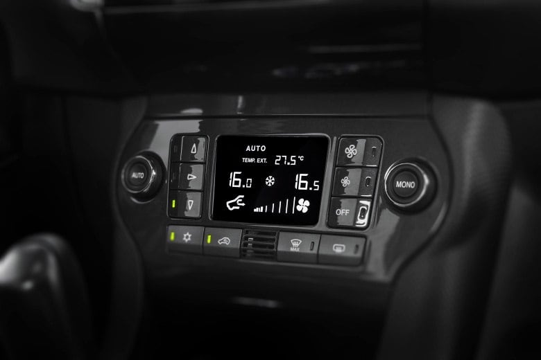 Outro recurso que merece destaque no novo Bravo é o ar-condicionado de duas zonas, que recebeu uma atualização no software e está até 20% mais rápido na missão de refrigerar a cabine, segundo a montadora