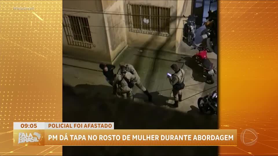 Policial é flagrado dando tapa em rosto de mulher durante abordagem em Feira de Santana (BA)