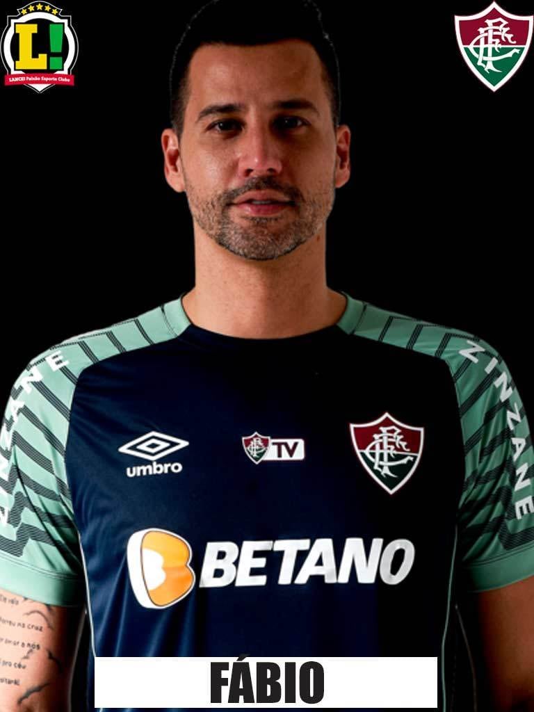 Fábio - 6,5 - Fez defesas seguras e terminou a partida sem sofrer gols.