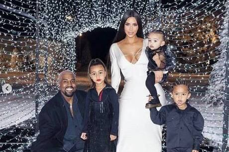 Kim e Kanye já são pais de três crianças