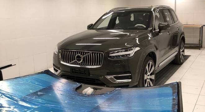 Vidros usados na proteção balística são da marca AGP com até 20mm capaz de deter disparos