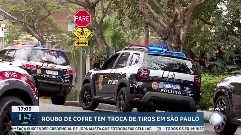 Criminosos invadem casa no Morumbi, roubam cofre e trocam tiros com a PM durante fuga