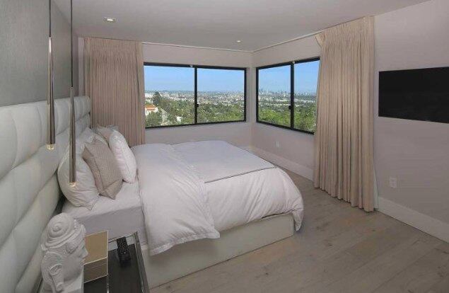 Demi Lovato coloca mansão de cerca de US$ 9 milhões à venda