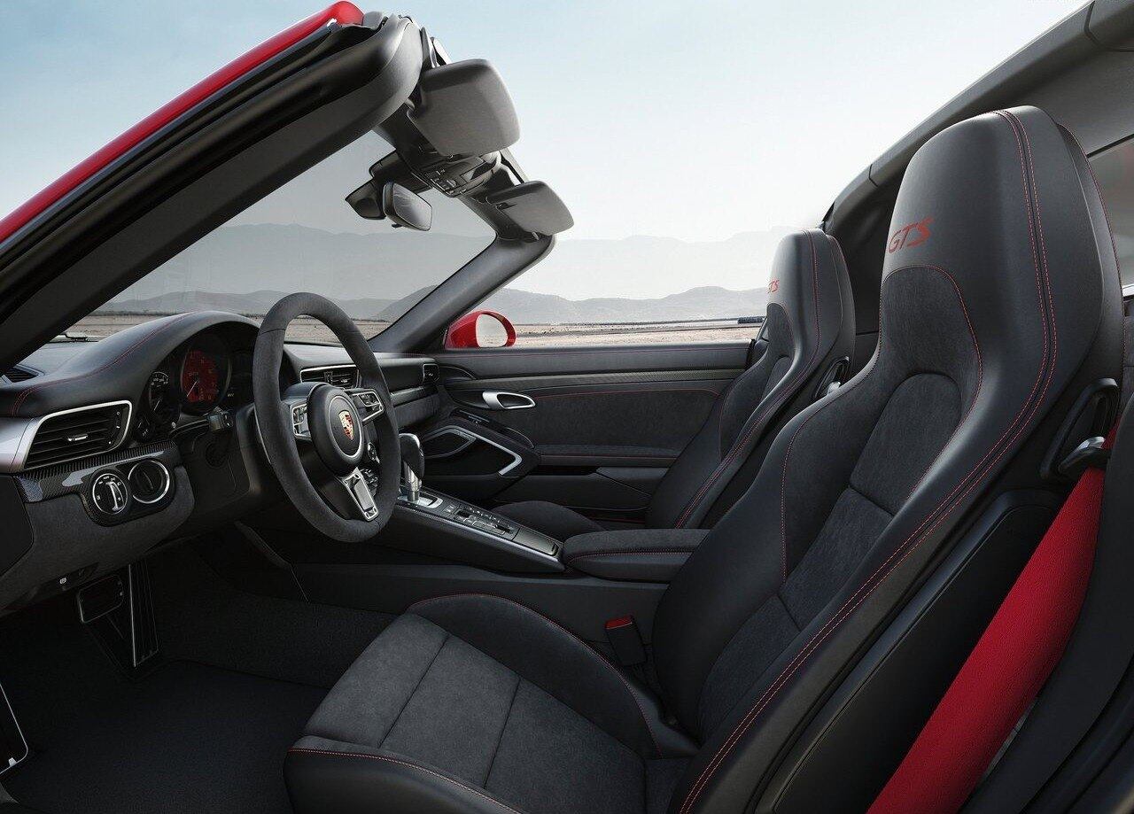 Porsche 911 GTS 2018