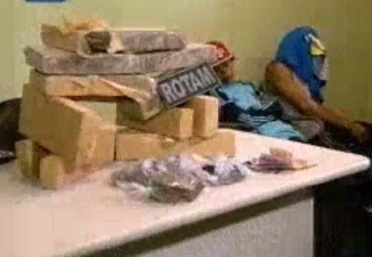 Pela manhã, a PM já tinha apreendido 30 kg de maconha na região