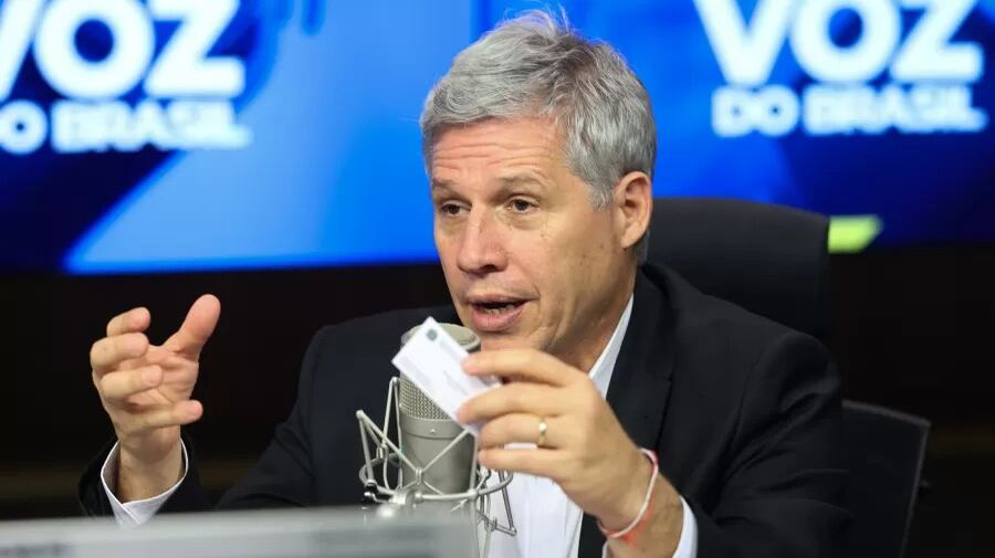 Titular da pasta destacou que o plano é o maior já lançado para o setor