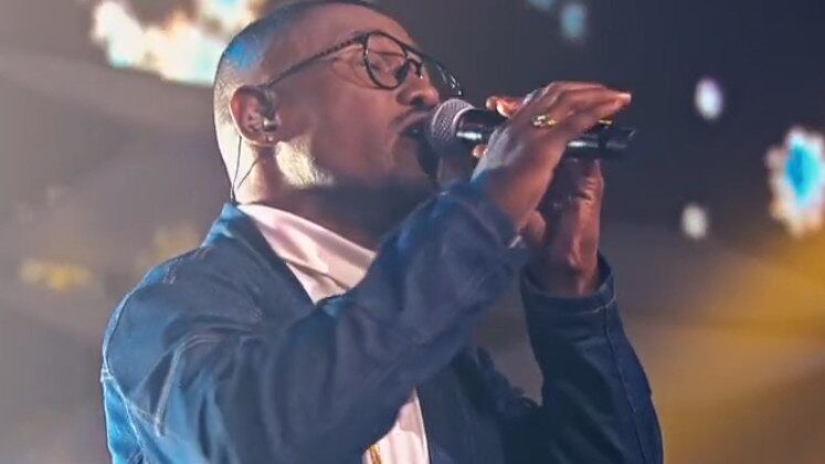 When a Man Loves a Woman, de Johnny Rivers
Essa é para aquele date em casa com direito a fondue! O clássico dos anos 1960 When a Man Loves a Woman, de Johnny Rivers, que foi interpretado pelo semifinalista Eduardo Porto, vai deixar esse momento ainda mais especial