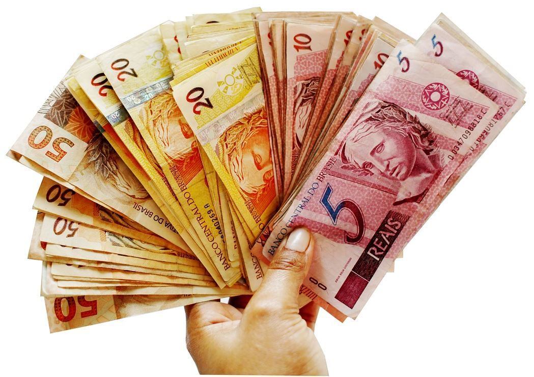 13º representa 2,7% do PIB nacional, estima Dieese