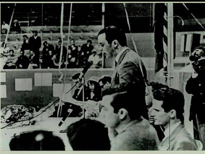 Na época do golpe militar, o ex-governador de São Paulo José Serra havia sido presidente da UNE (União Nacional dos Estudantes). Enquanto o clima esquentava no Brasil, ele optou por ficar de fora e morou em outros países durante 14 anos, entre eles, Chile, Estados Unidos e França