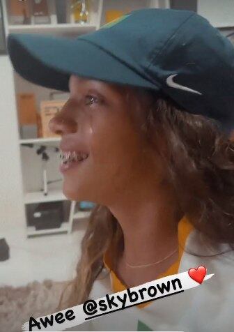 Rayssa foi às lágrimas com amiga
