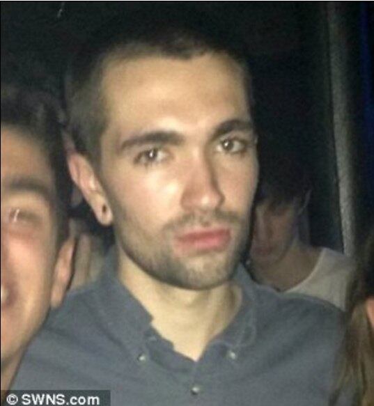 — Me senti um pouco tonto durante os primeiros 16 km, mas coloquei a culpa na fadiga e continuei correndo. Então, metade do meu corpo "parou"  e eu cai na pista. Foi muito confuso