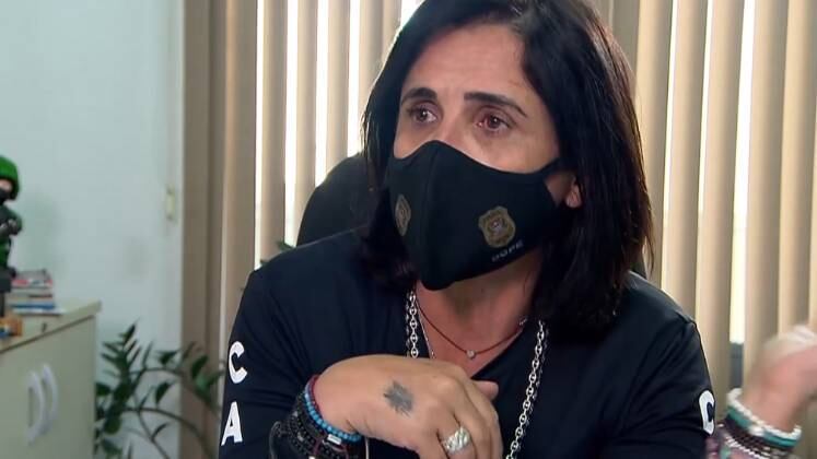 A delegada Ivalda Aleixo explicou que, pela investigação, não está longe de pegá-lo. "Não é que está perto de pegar, mas não é improvável. Fugir para sempre é muito complicado", disse.

O Câmera Record vai ao ar todo domingo, às 23h15, na Record TV. Não perca!