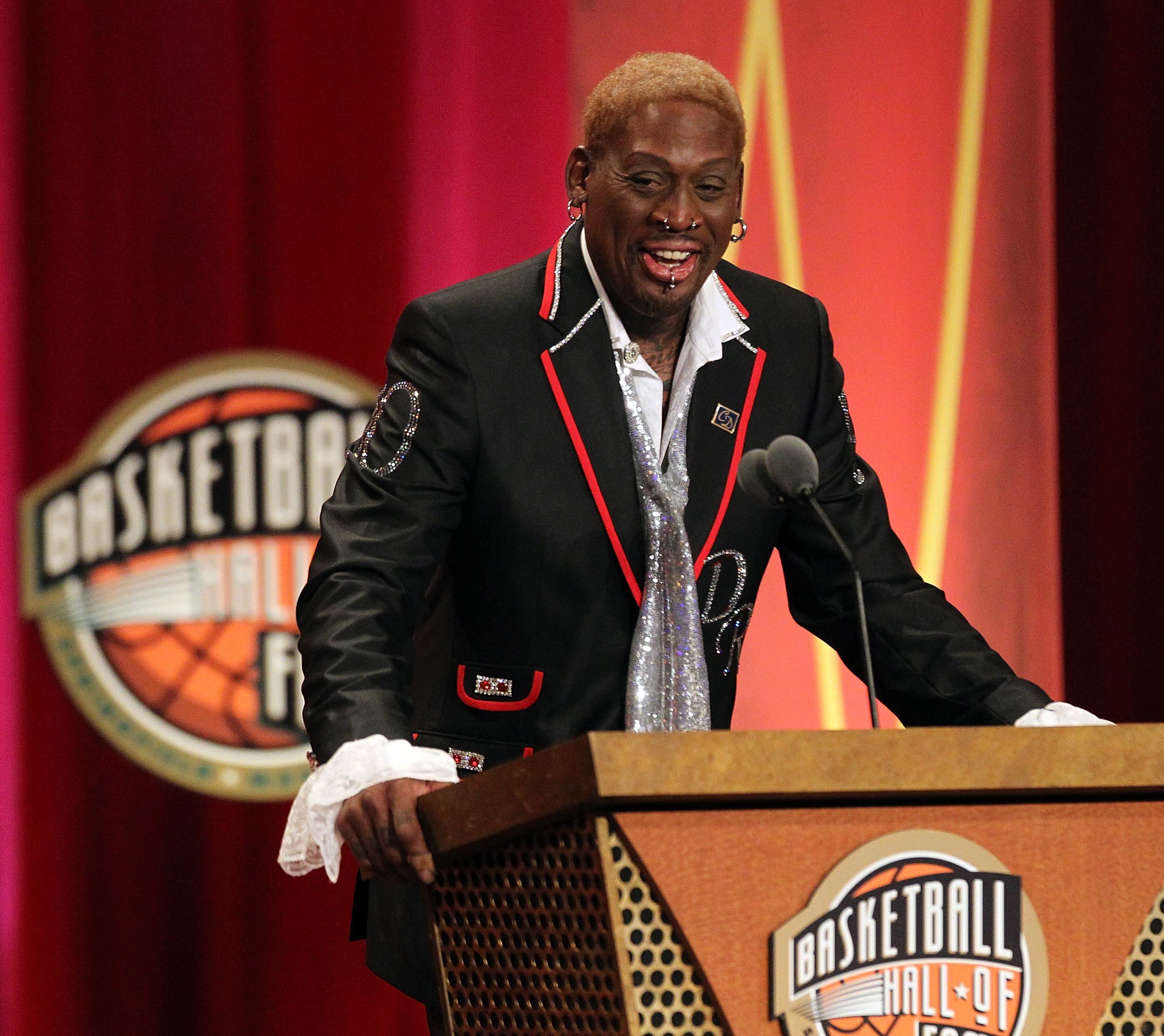 Dennis Rodman, ex-jogador de basquete, também é um grande ativista dos direitos dos animais. O boleiro já participou de campanhas de diversas associações não governamentais contra o uso de peles e de testes de laboratório feitos em animais

