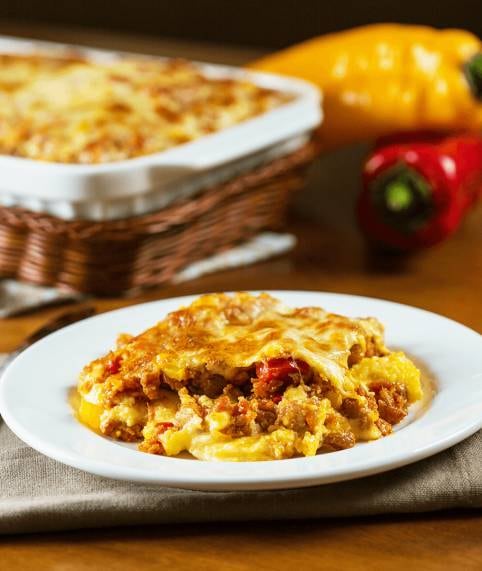 Polenta na forma com requeijão e calabresa frescal Aurora