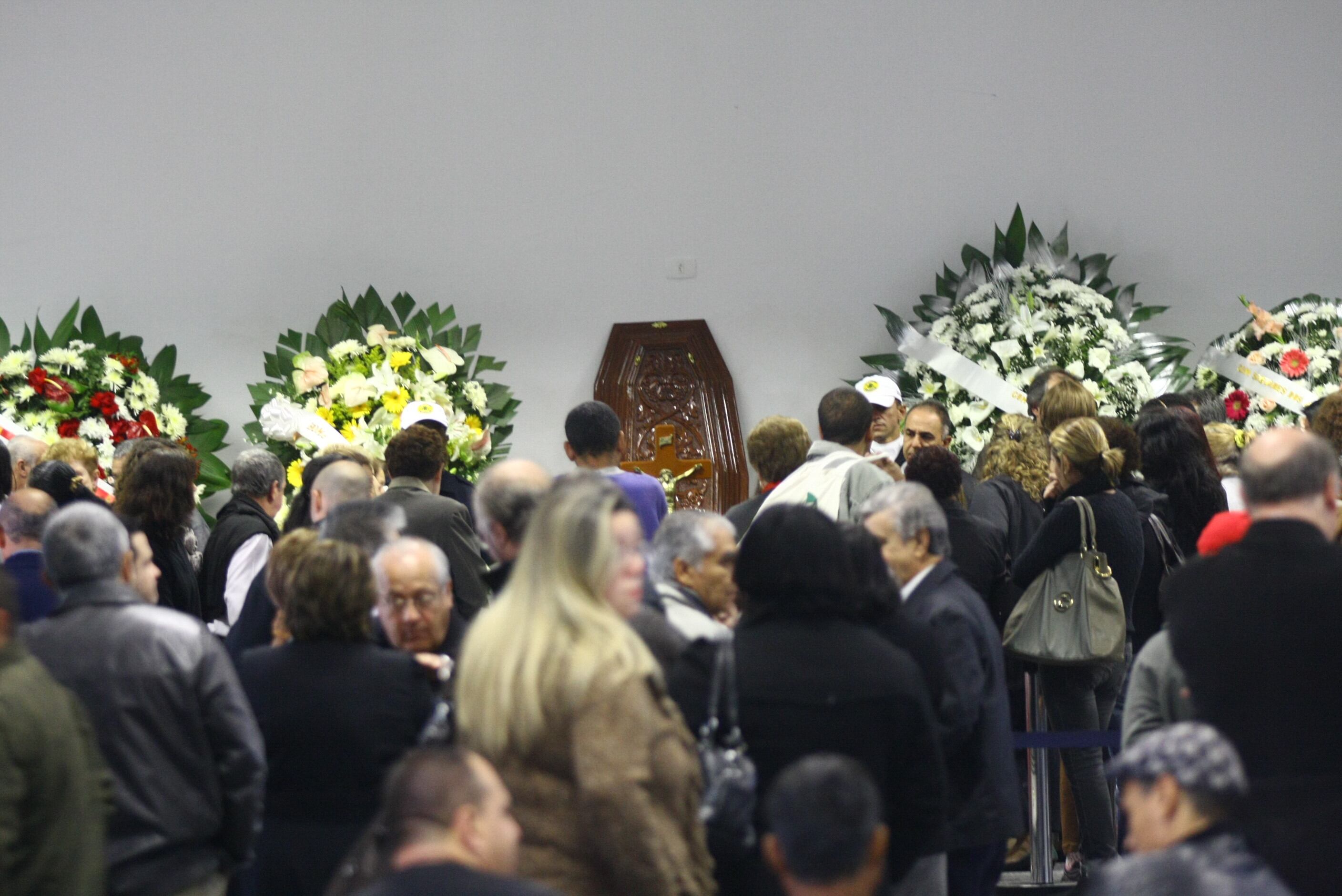 Corpo de mulher do deputado Celso Giglio está sendo velado em Osasco