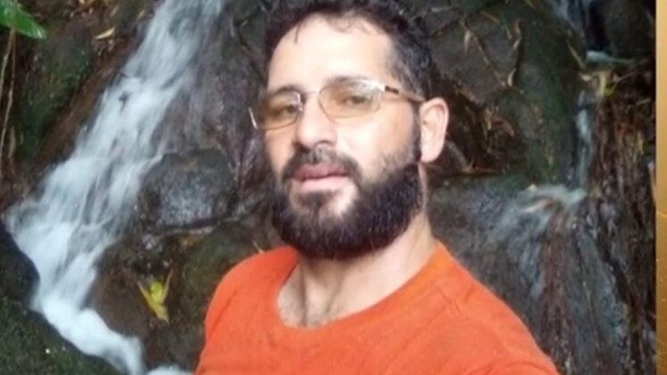 O Cidade Alerta acompanha o caso do comerciante Márcio de Jesus, de 44 anos. Ele desapareceu nesta segunda-feira (24), na região de Guaianases, na zona leste de São Paulo. Uma testemunha alega que o viu discutir com três homens desconhecidos. A família tenta encontrá-lo o mais rápido possível. Entenda!