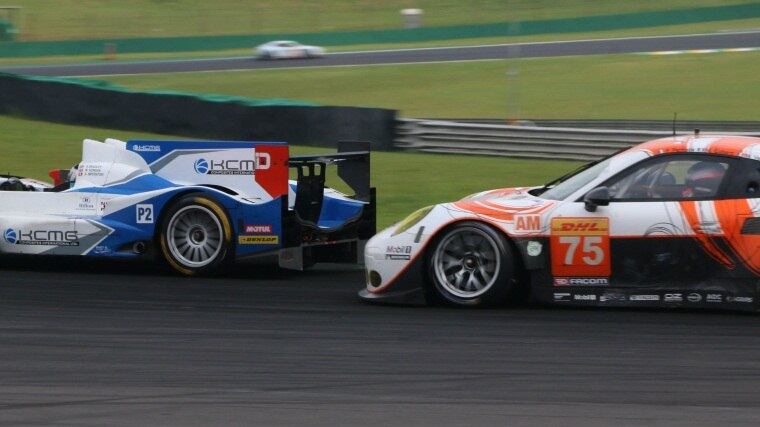 Em disputas acirradas, que fizeram tremer o asfalto liso, a Porsche teve sua primeira vitória neste campeonato mundial, organizado pela Federação Internacional de Automobilismo (FIA)