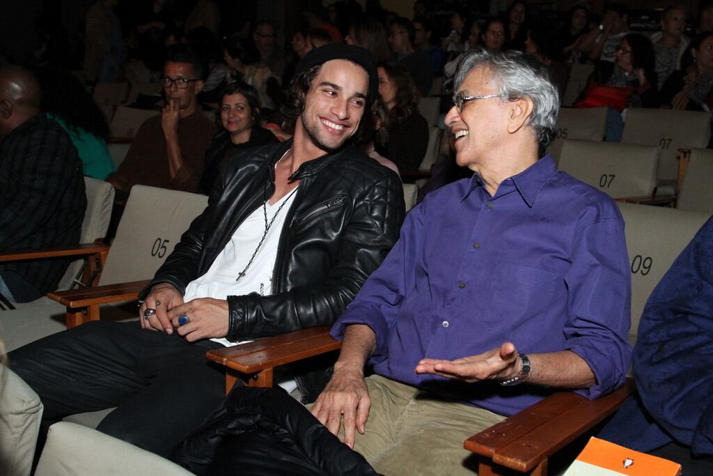 Durante o show, Pablo estava muito bem acompanhado