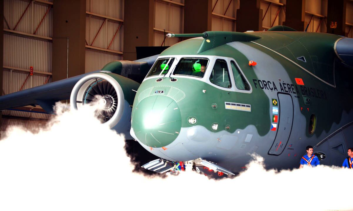 Avião cargueiro Embraer KC-390 KC 390 KC390