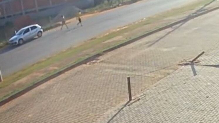 Os celulares das jovens foram apreendidos e, até o momento, os autores do crime não foram presos. 

O Cidade Alerta vai
ao ar de segunda a sexta, às 16h50, e aos sábados, 17h, na tela da Record TV.
