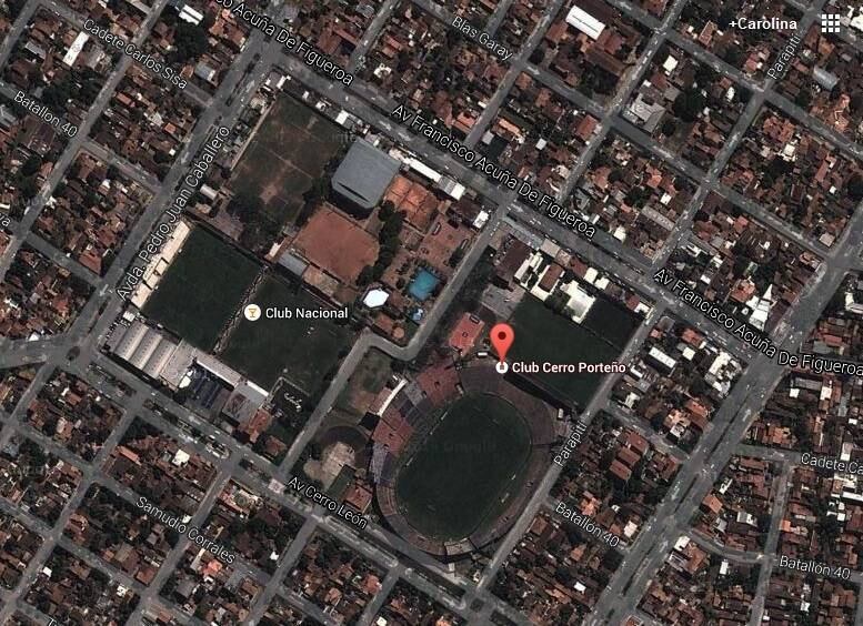 Considerado um time pequeno até dentro do Paraguai, o Nacional pode se sagrar campeão da Libertadores na noite desta quarta (13). Para isto, basta uma vitória simples sobre o San Lorenzo, da Argentina, em partida que será disputada em Buenos Aires. Caso alcance o feito, a simpática equipe causará muita inveja em seu vizinho no bairro Obrero, o Cerro Porteño. Segundo maior campeão paraguaio de todos os tempos, mas sem nenhum título continental, o gigante azulgrana se localiza literalmente ao lado do adversário tricolor.

Detalhe: a casa do Nacional é tão pequena (10000 espectadores) que o time precisou mandar a primeira partida na decisão no Defensores del Chaco, que pertence à Federação Paraguaia de Futebol
