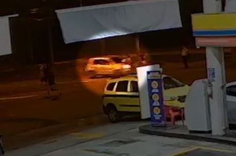 Câmeras de segurança flagraram atropelamento