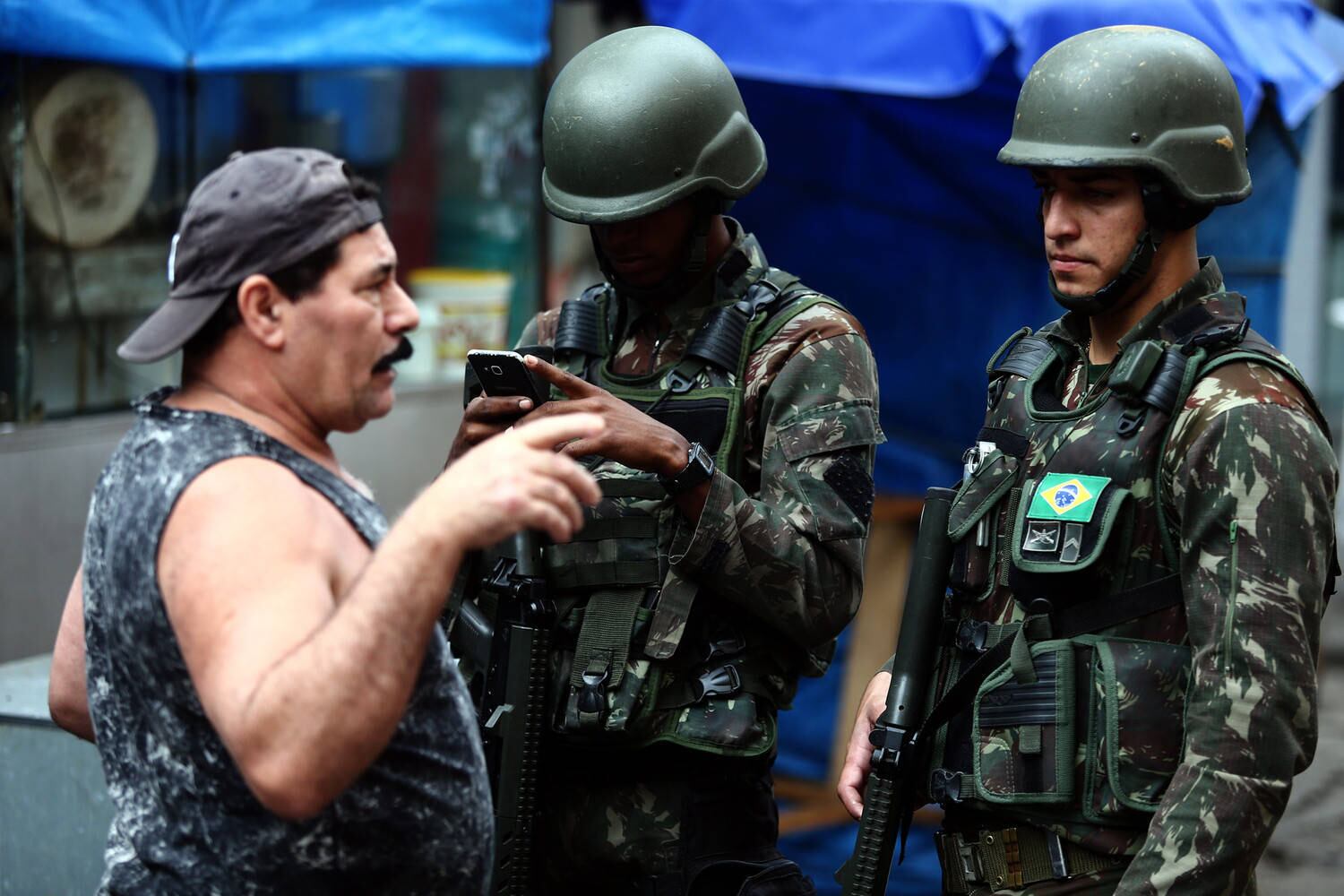 Nas redes sociais, moradores da Rocinha relataram ter ouvido sons de tiros na Rocinha no início da manhã