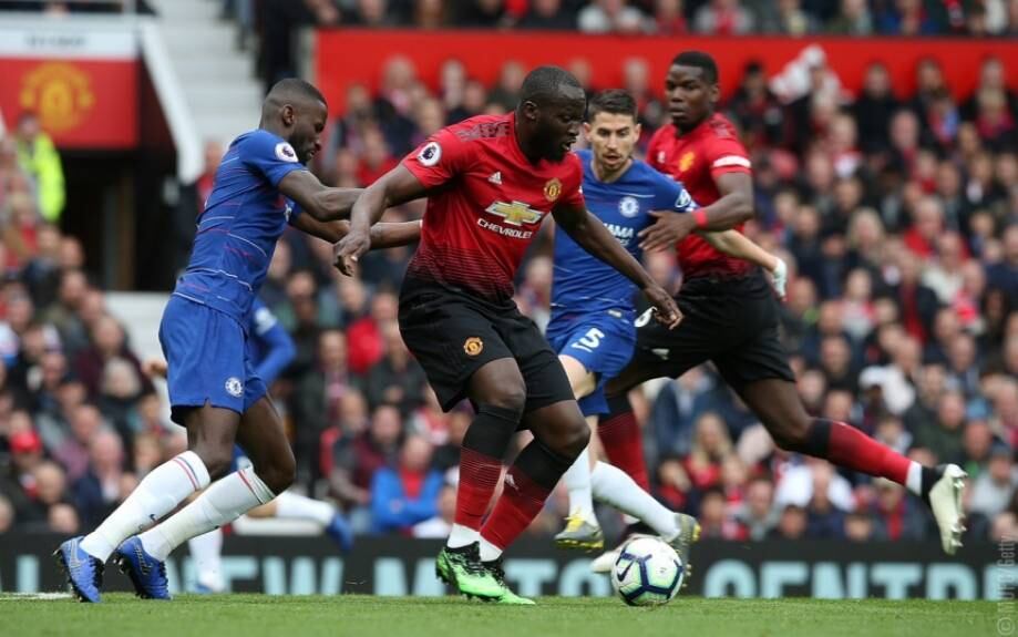 De acordo com informações do 'Gazzetta dello Sport', o atacante belga Romelu Lukaku tem um acordo firmado com a Internazionale pelas próximas cinco temporadas, sendo um pedido especial do provável treinador do clube italiano, Antonio Conte.