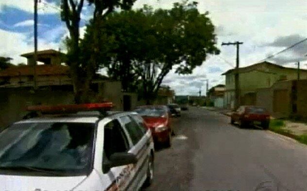Camila foi encontrada deitada na rua Pedro Álvares Cabral
