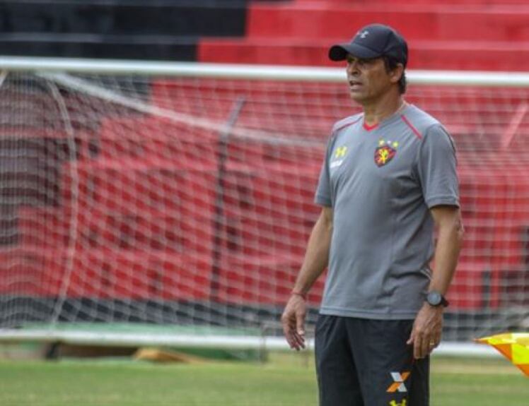 Milton Cruz ficou apenas sete partidas no comando do Sport e pediu para deixar o clube em fevereiro desta ano. Foram duas derrotas, sendo uma que resultou na eliminação do time na Copa do Brasil.