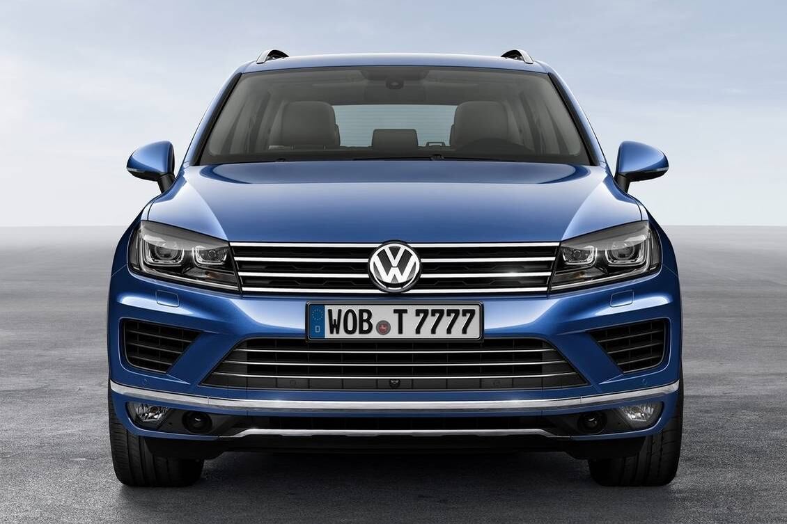 Na dianteira os para-choques escondem os sistemas de sensor de estacionamento, controlador de velocidade adaptativo e câmeras
Saiba tudo sobre carros! Acesse R7.com/carros