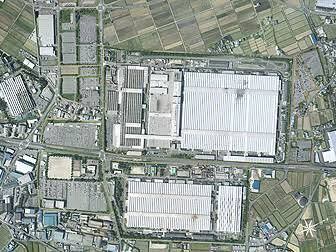 Vista aéra de Tsutsuma no Japão, uma das fábricas com produção suspensa