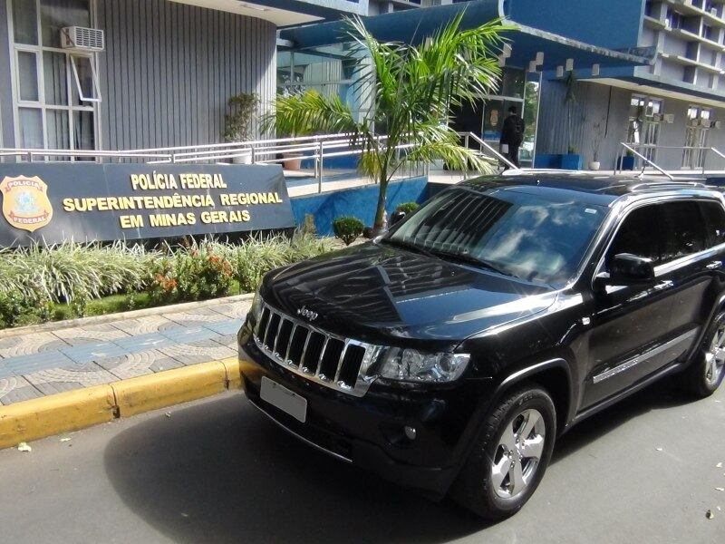 Mas, na nota, o governo não informa quantos servidores foram exonerados e nem os seus nomes