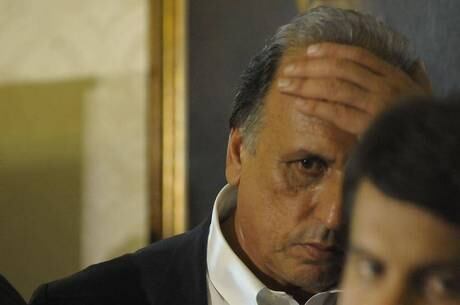Governador Pezão destacou que o governo do estado arca com mais do que deveria na Saúde
