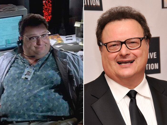 O comediante Wayne Knight era Dennis Nedry, mas o seu papel
de maior projeção na carreira foi na série Seinfeld