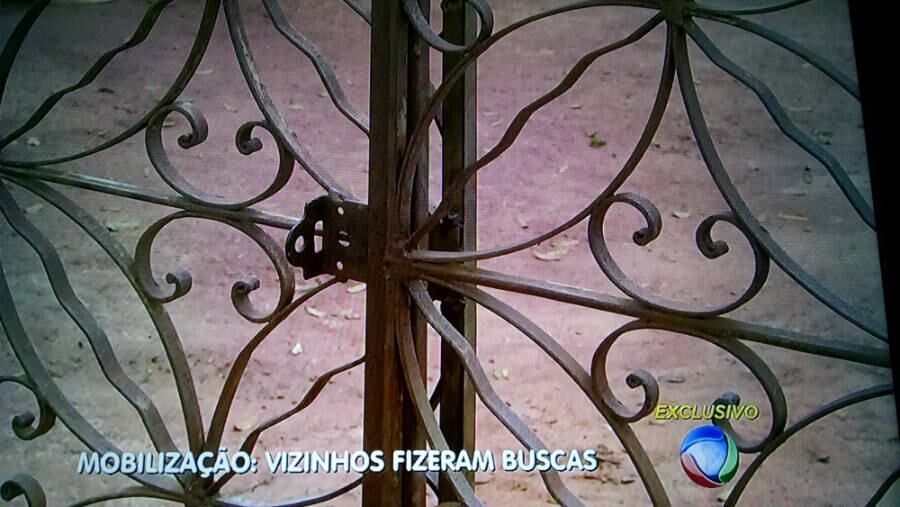 Vizinhos e polícia procuraram por suspeito, mas não encontraram ninguém