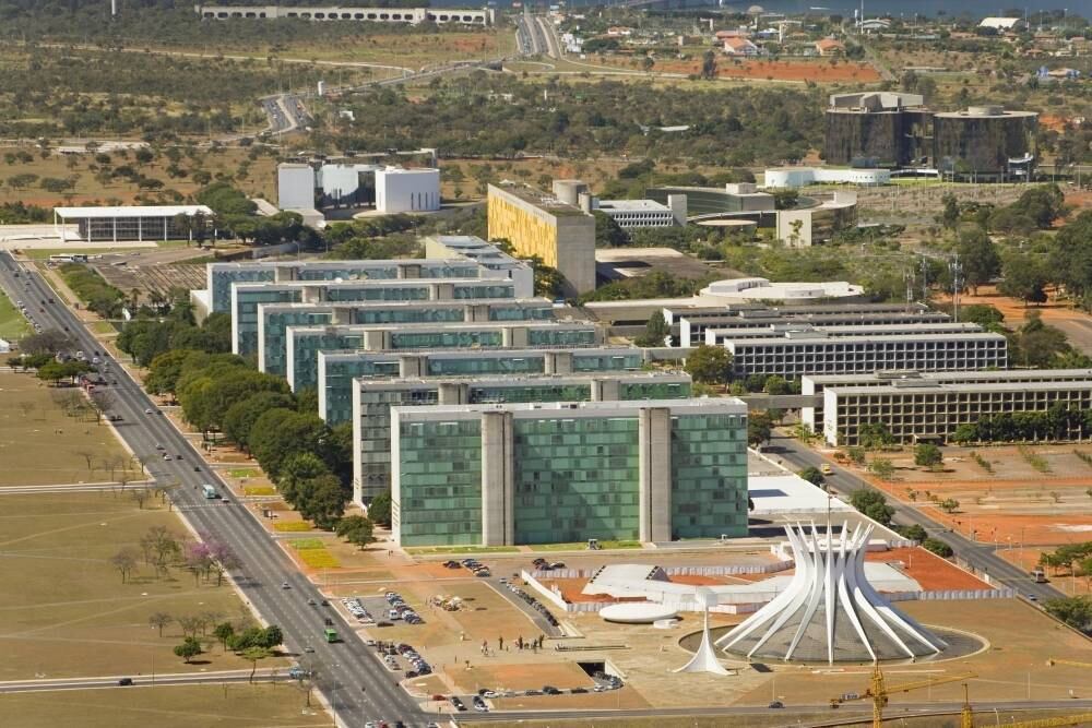 Governo demitiu 1.300 servidores por justa causa em três anos